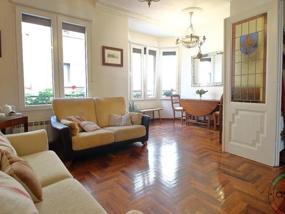Apartment for sale in Gijón – Travesía del Convento, Barrio del Centro