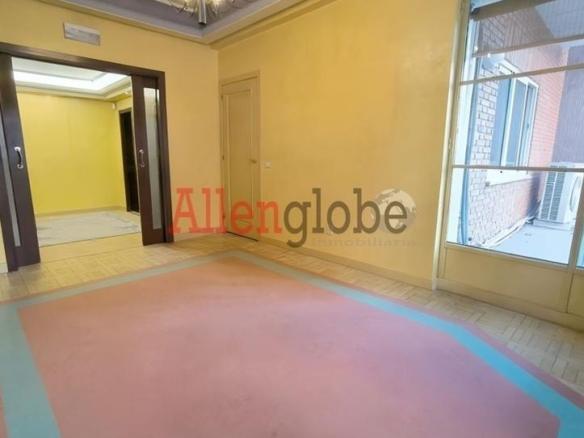 Apartment for sale on Avenida de Galicia, Plaza de América