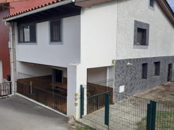 House or villa for sale in Cangas de Onís