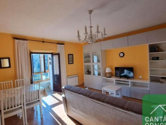 House or villa for sale in Valdés – Luarca