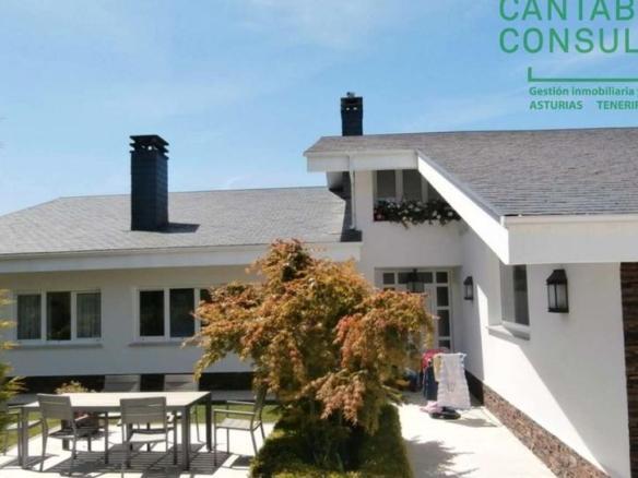 House or villa for sale in N/a, Navia