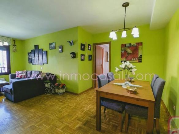 Apartment for sale in Ramon Romea, Corredoría – La Carisa – Prado de La Vega
