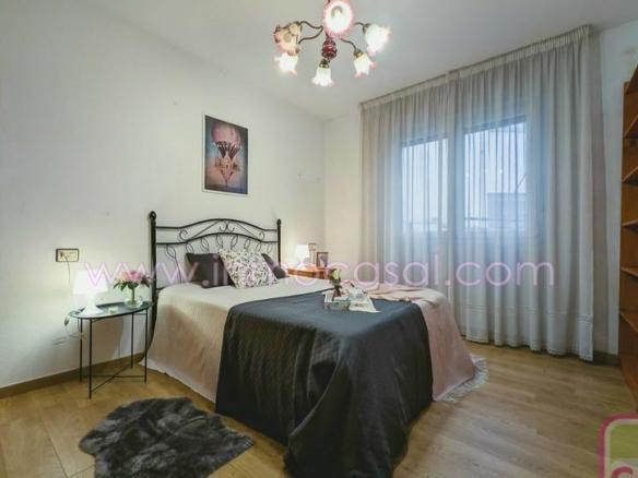 Apartment for sale on Avenida de Colon, Masip