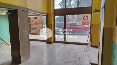 Commercial space for sale at Amparo Pedregal, 7, Milán – Pumarín