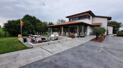 House or villa for sale in Barrio Palmián, 74, Colunga