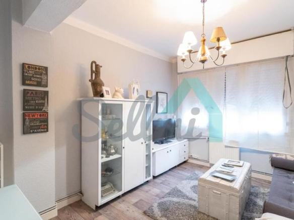 Apartment for sale in Escultor Navascués, Milan – Pumarín