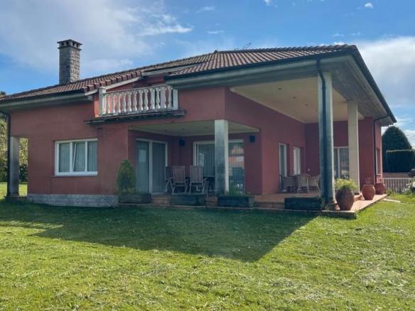 House or villa for sale in Lln-11, 102a, Posada – Barro