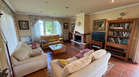 House or villa for sale in Lln-11, 102a, Posada – Barro