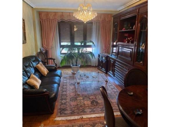 Apartment for sale on Calle Manuel Llaneza, Sama