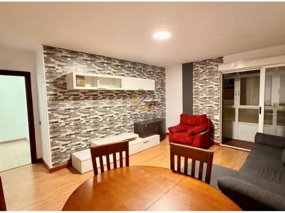 Apartment for sale on Calle Aureliano San Román, Teatinos – Los Prados