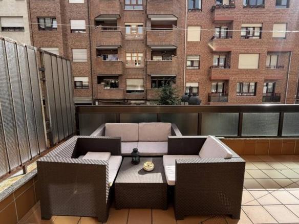 Apartment for sale in Bermúdez de Castro, Teatinos – Los Prados