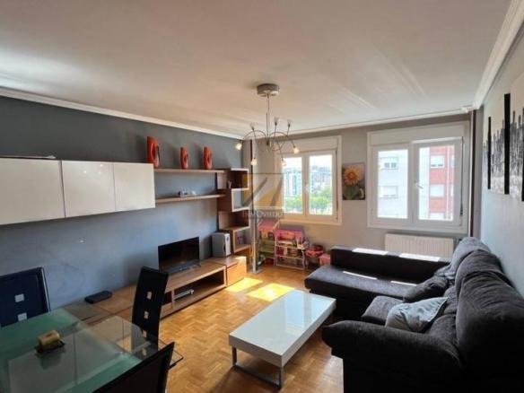 Apartment for sale in Jaime Truyols Santonja, Corredoría – La Carisa – Prado de La Vega