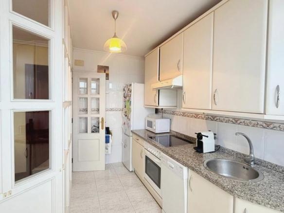 Apartment for sale in Avilés – Pruneda Street, City Center