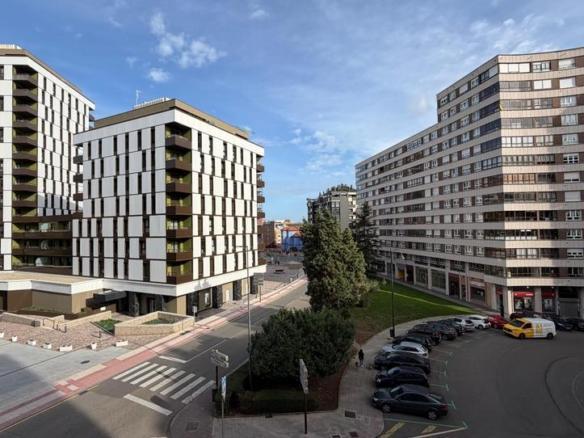 Apartment for sale in Avilés – Calle González Abarca, Centro