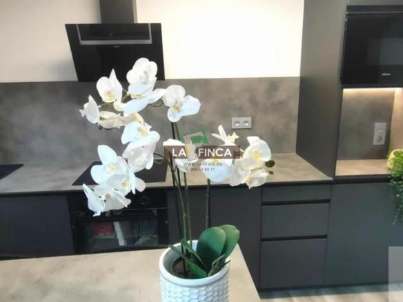 Apartment for sale in Covadonga, Salesas – Foncalada – Campoamor
