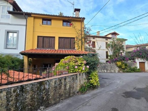 House or villa for sale in Pría – Nueva-Hontoria – Naves