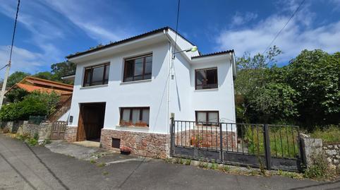 House or villa for sale in Celorio – Poó – Parres