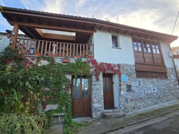 Rustic property for sale in Celorio – Poó – Parres