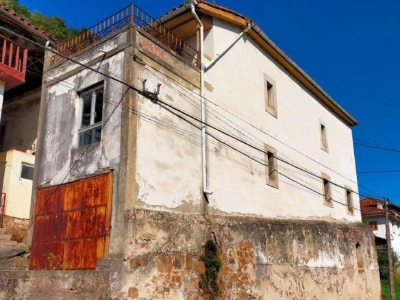 Townhouse for sale in Pravia