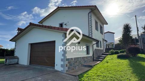 House or villa for sale in Parres, Celorio – Poó – Parres