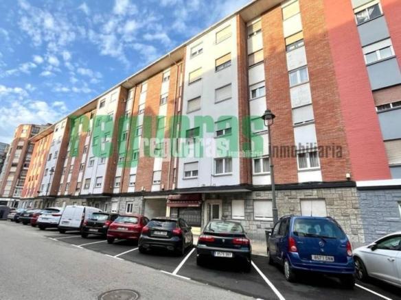 Apartment for sale in Covadonga, Versailles