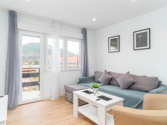 Apartment for sale on Calle Carretera de Castañera, 14, Parres