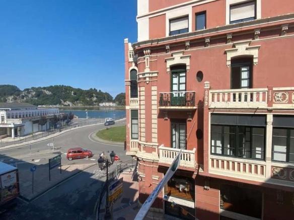 Apartment for sale on Gran Vía de Agustín Argüelles Street, Ribadesella