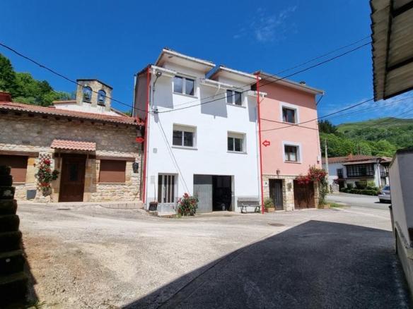 Townhouse for sale in Lugar Puertas, 62, Cabrales