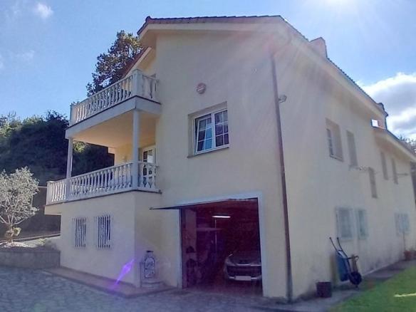 House or villa for sale in Caxidi, 26a, Parres