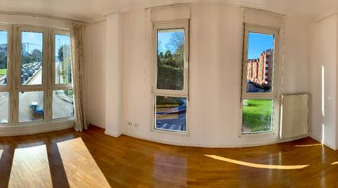Apartment for sale on Calle Ramón y Cajal, El Coto