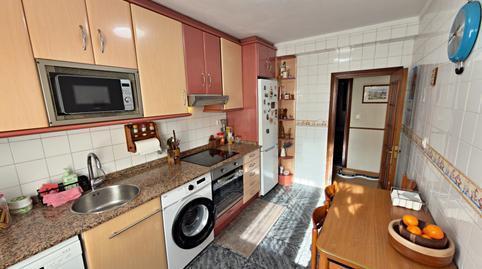 Apartment for sale on Calle Valencia, Pumarín