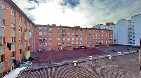 Apartment for sale on Calle Valencia, Pumarín