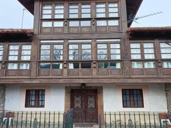 Townhouse for sale in Peñamellera Alta