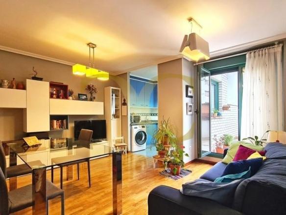 Apartment for sale on Avenida de Pando, HUCA – La Cadellada