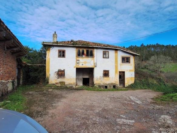 House or villa for sale in southeastern parishes