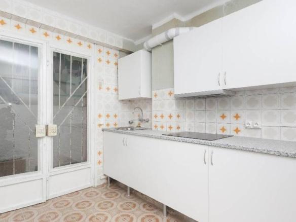 Apartment for sale on Calle Copernico, 5, Can Rull
