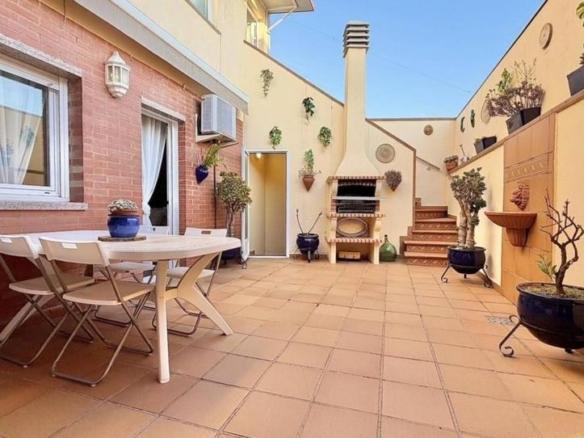 House or chalet for sale in Calle Travessera, Center