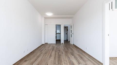 Apartment for sale on Calle Francesc Layret, Creu Alta