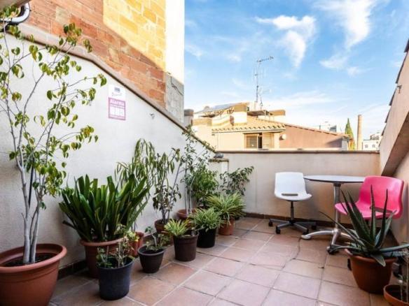 Duplex for sale on Calle Ferran Casablancas, Center