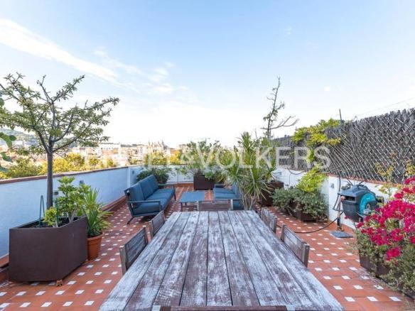 Penthouse for sale in El Raval