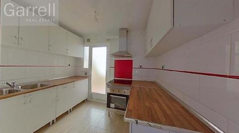 Apartment for sale on Carrer Tarragona 
is: Pl: Pt:
 Pineda de Mar (ba, Center