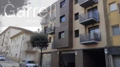 Apartment for sale on Carrer Emili Blanxart 
is: Pl: Pt:
 Olesa de Mon, Olesa de Montserrat
