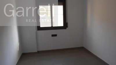 Apartment for sale on Carrer Emili Blanxart 
is: Pl: Pt:
 Olesa de Mon, Olesa de Montserrat