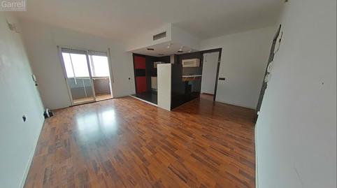 Apartment for sale on Carrer Brutau 
pl: Pt:
 La Llagosta (Barcelona), La Llagosta