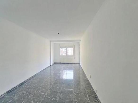 Apartment for sale in Carrer de Monturiol, Les Torres