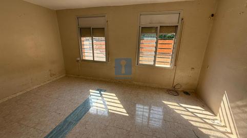 Apartment for sale in Joan Salvat I Papasseit, Center