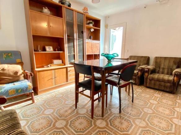 Duplex for sale in Pubilla Cases