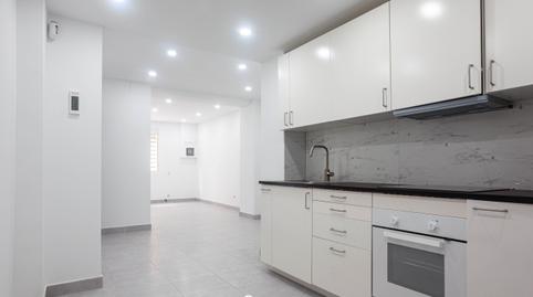 Ground floor apartment for sale in Sants-Badal