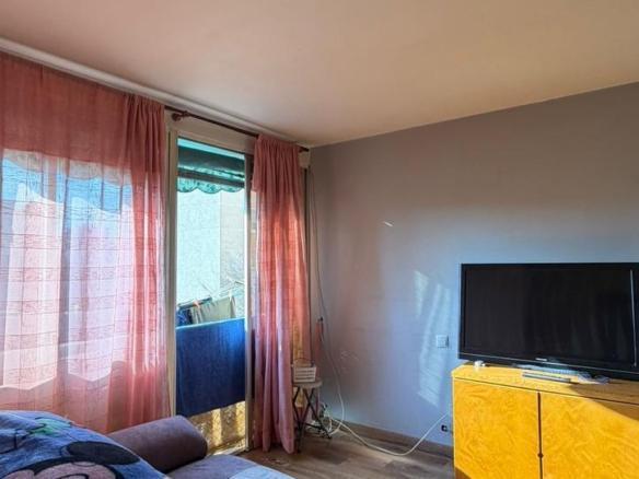 Apartment for sale in La Guineueta