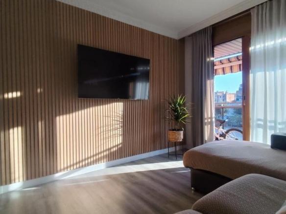 Apartment for sale in Sant Adriá Nord